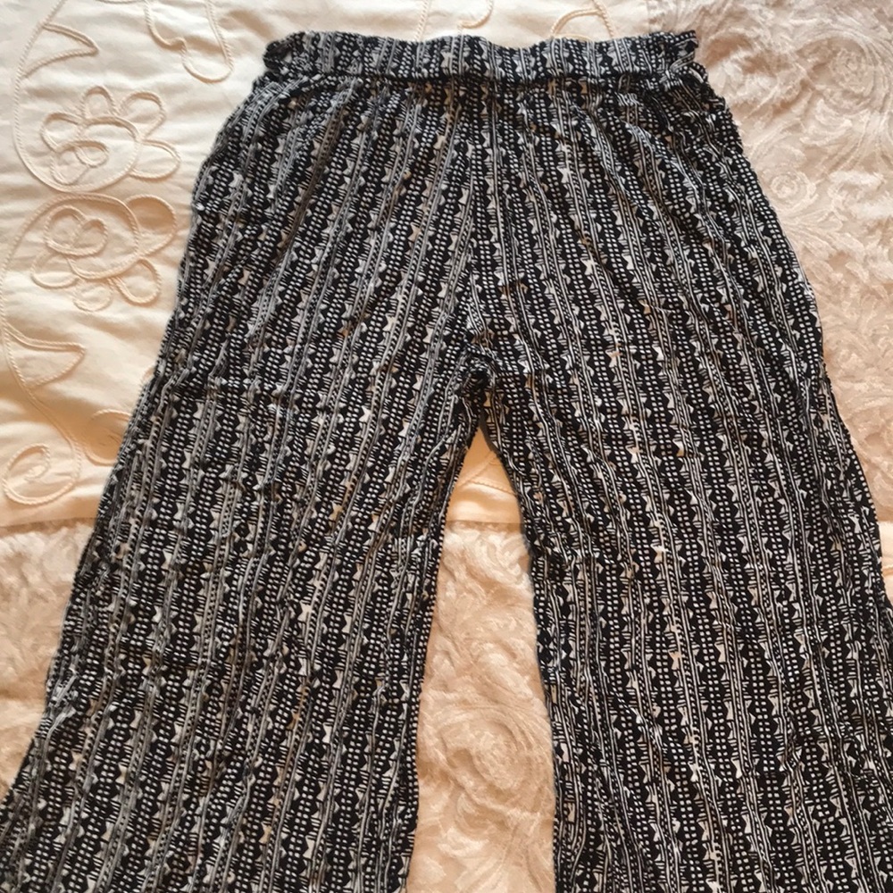 Umgee tribal pattern wide leg pants - Picture 2 of 4